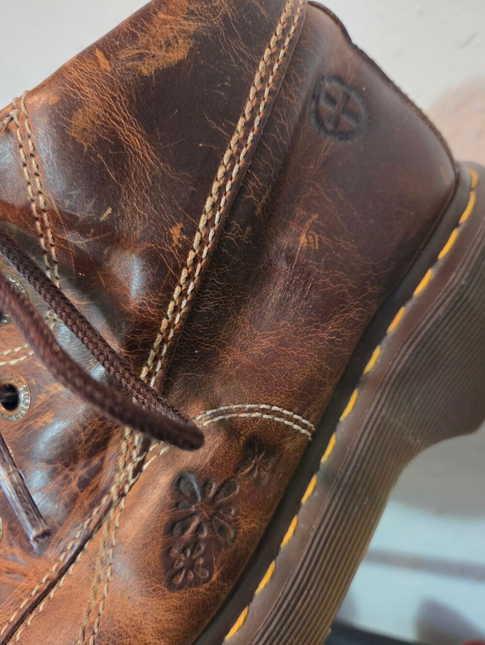 Dr. Martens Y2K Daisy Brown Leather Lace-Up Ankle Boots - Picture 2 of 9